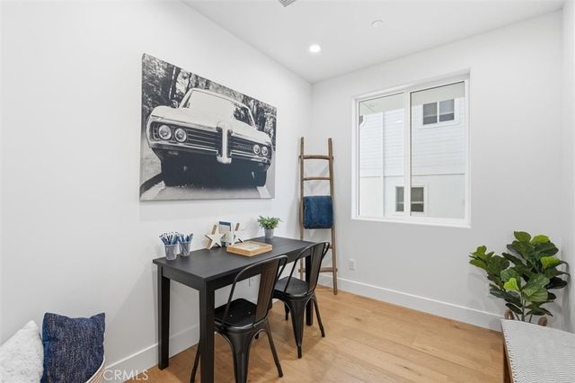 617 N Irena Avenue A, Redondo Beach, CA 90277