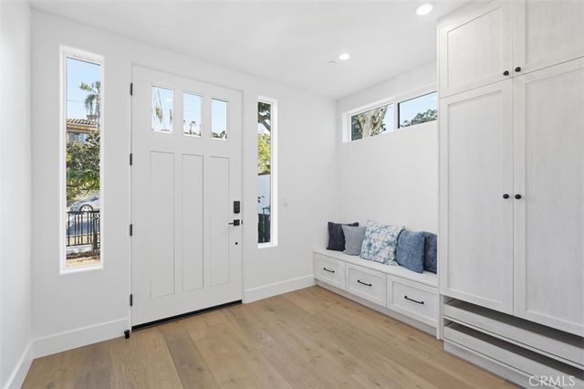 617 N Irena Avenue A, Redondo Beach, CA 90277