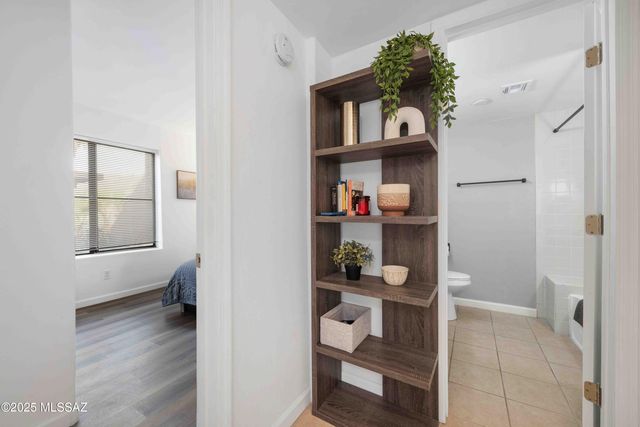 5675 N Camino Esplendora Apt 1103, Tucson, AZ 85718