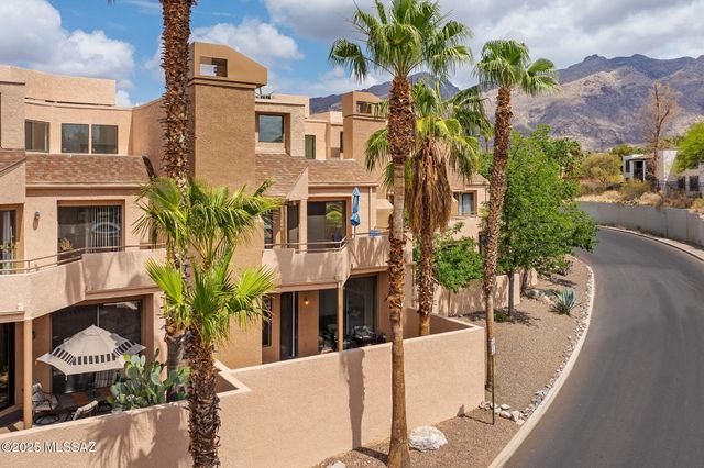 5675 N Camino Esplendora Apt 1103, Tucson, AZ 85718