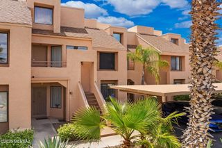 5675 N Camino Esplendora Apt 1103, Tucson, AZ 85718