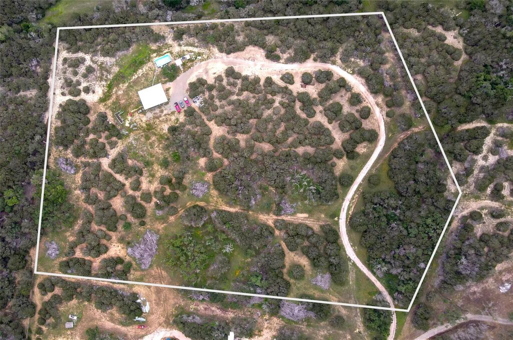 180 Robison RD, Bertram, TX 78605