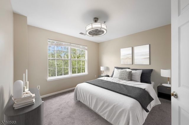1727 Essex St 601, Rahway City, NJ 07065