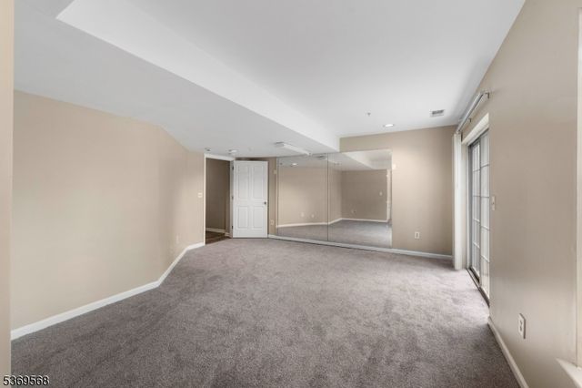 1727 Essex St 601, Rahway City, NJ 07065