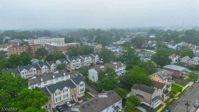 1727 Essex St 601, Rahway City, NJ 07065