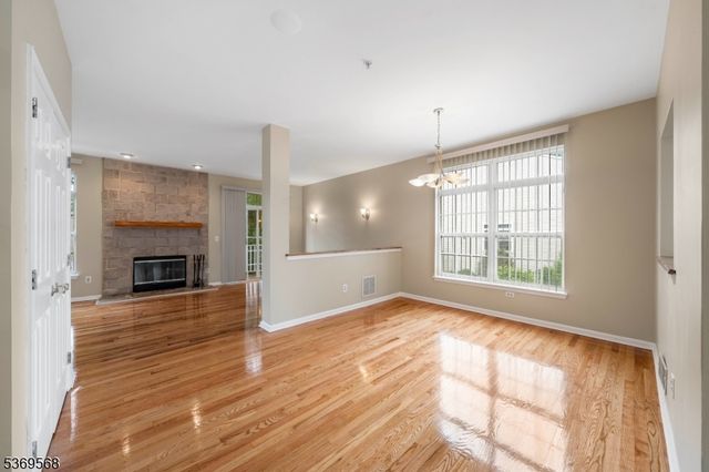 1727 Essex St 601, Rahway City, NJ 07065