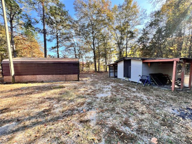 405 W Inwood Street, Bethune, SC 29009