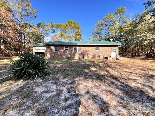 405 W Inwood Street, Bethune, SC 29009