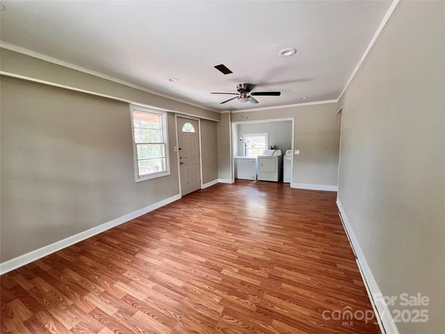 405 W Inwood Street, Bethune, SC 29009