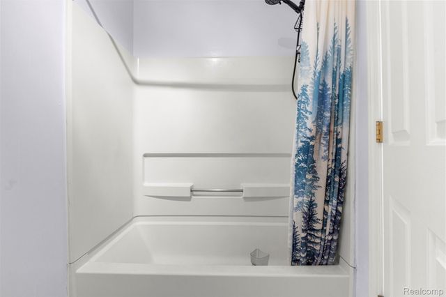 6950 Anna Drive, Van Buren Charter Township, MI 48111