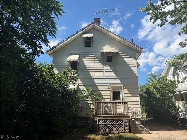 1049 W 12th Street, Lorain, OH 44052