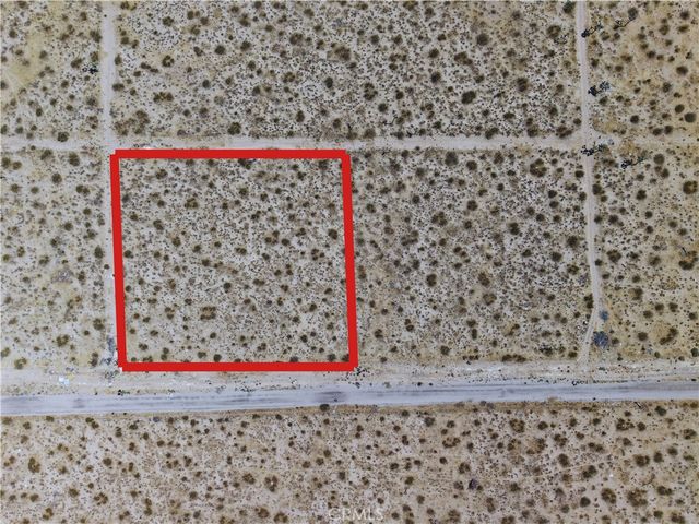 1 Chamberlaine, Adelanto, CA 92301