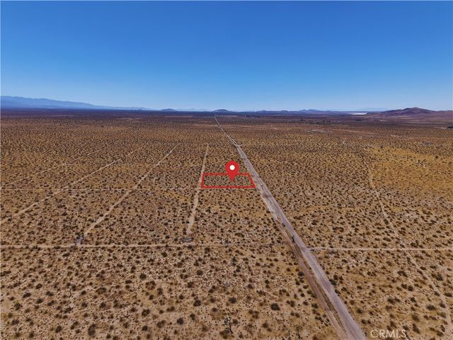 1 Chamberlaine, Adelanto, CA 92301