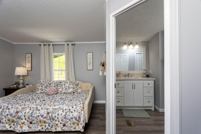 1355 Ideal Valley Road, Spring City, TN 37381