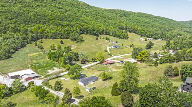1355 Ideal Valley Road, Spring City, TN 37381