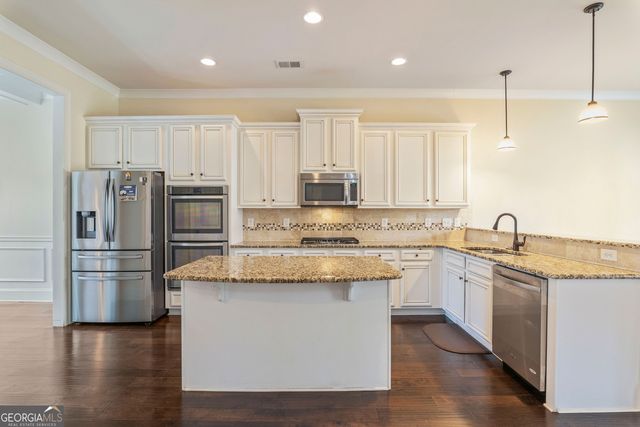 6857 Louis Drive, Locust Grove, GA 30248