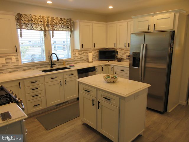 48 BUCKINGHAM DR, Lewes, DE 19958