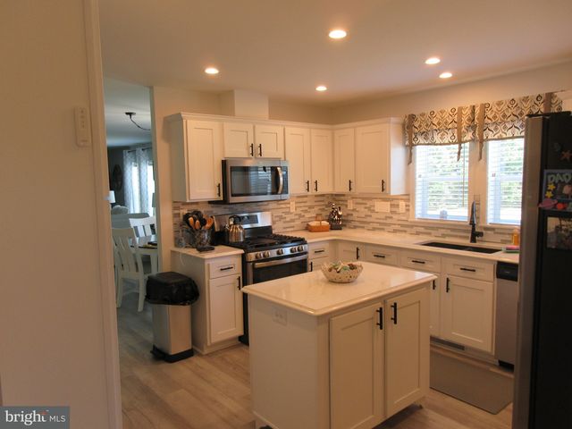 48 BUCKINGHAM DR, Lewes, DE 19958