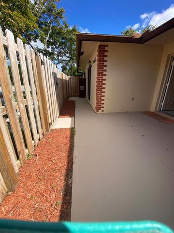 4302 Woodstock Drive B, West Palm Beach, FL 33409
