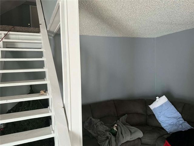 4930 Woodland Avenue, Kansas City, MO 64110