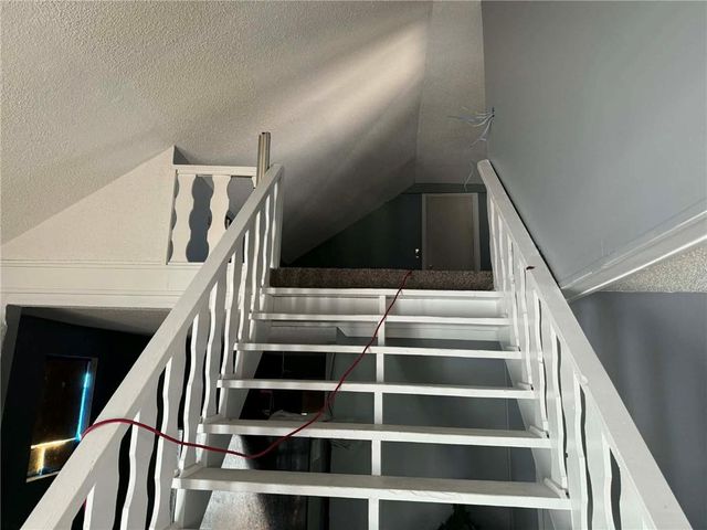 4930 Woodland Avenue, Kansas City, MO 64110