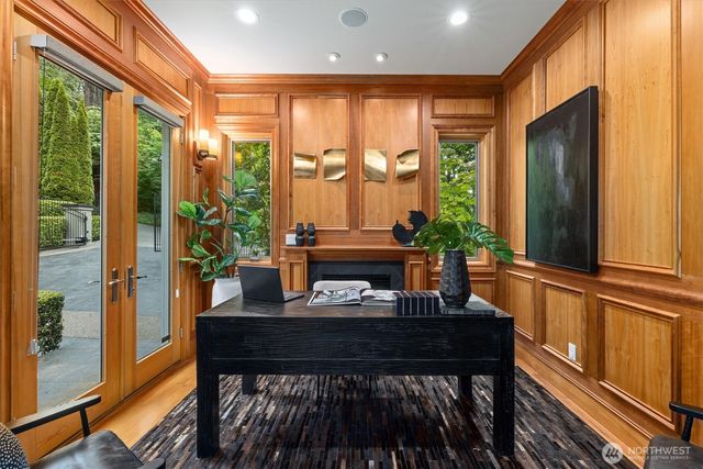6434 E Mercer Way, Mercer Island, WA 98040