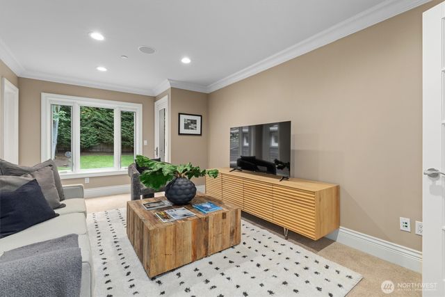 6434 E Mercer Way, Mercer Island, WA 98040