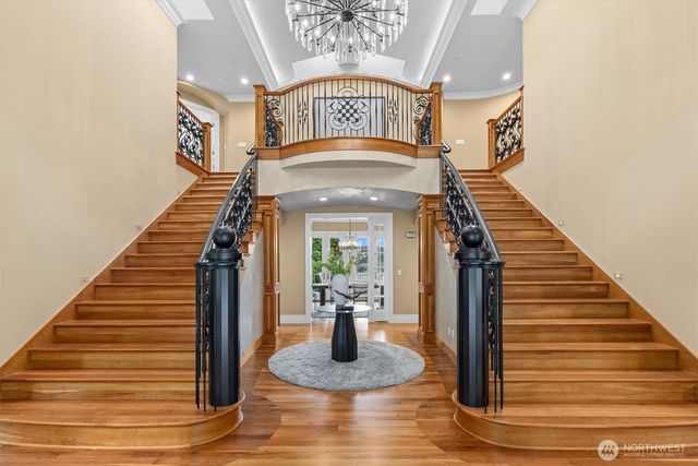 6434 E Mercer Way, Mercer Island, WA 98040
