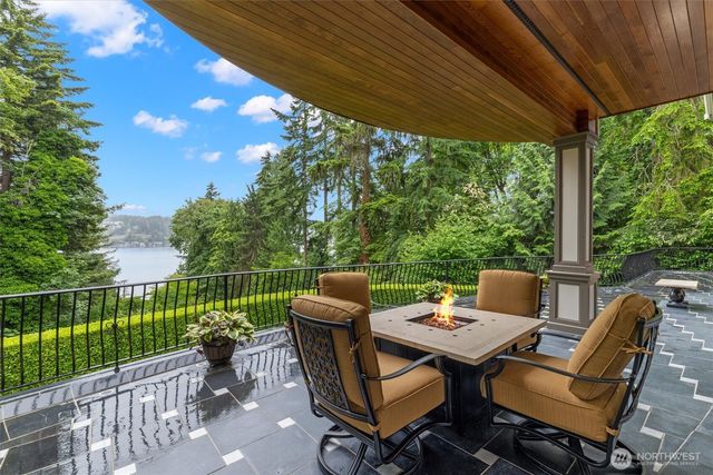 6434 E Mercer Way, Mercer Island, WA 98040