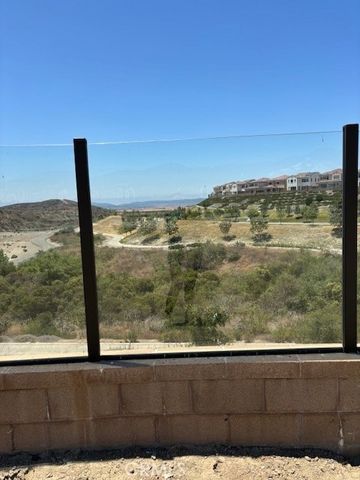 236 Canterbury, Irvine, CA 92618