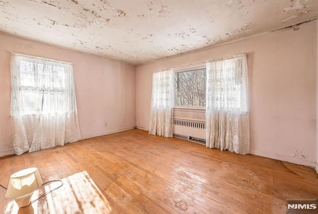 91 Germantown Road, West Milford, NJ 07480