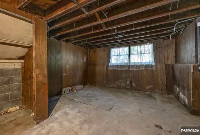 91 Germantown Road, West Milford, NJ 07480