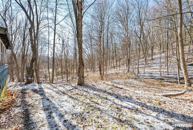 91 Germantown Road, West Milford, NJ 07480