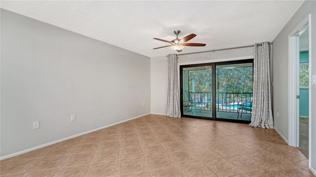 2448 CLUBHOUSE DRIVE 201, Sarasota, FL 34232