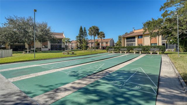 2448 CLUBHOUSE DRIVE 201, Sarasota, FL 34232