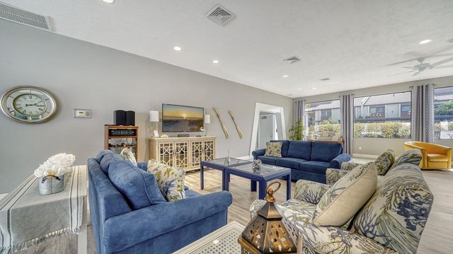 2448 CLUBHOUSE DRIVE 201, Sarasota, FL 34232