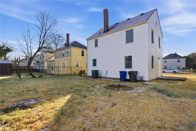 937 17th ST, Newport News, VA 23607