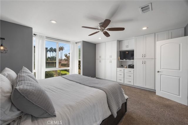 9692 Brookhaven, Huntington Beach, CA 92646