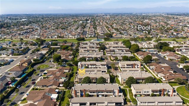9692 Brookhaven, Huntington Beach, CA 92646