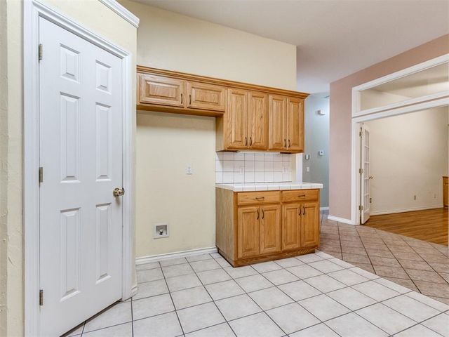 13220 Signature Circle, Oklahoma City, OK 73142