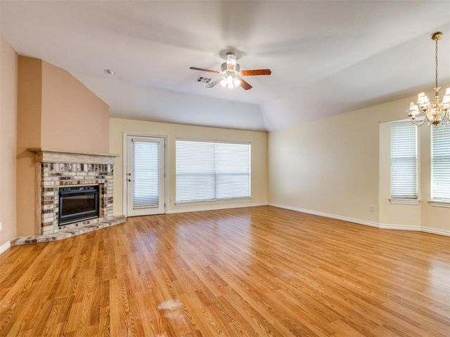 13220 Signature Circle, Oklahoma City, OK 73142