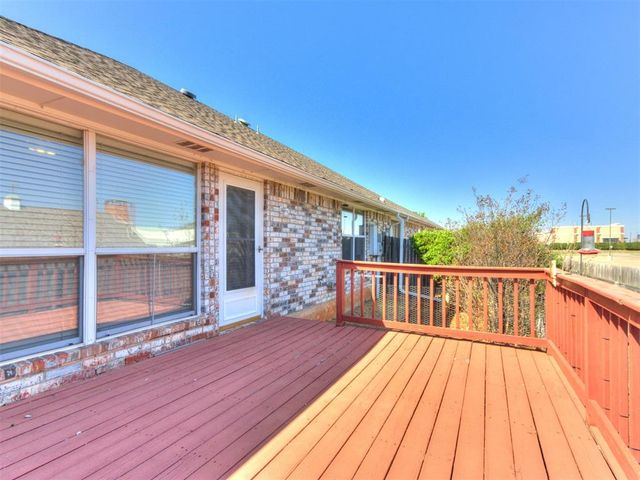 13220 Signature Circle, Oklahoma City, OK 73142