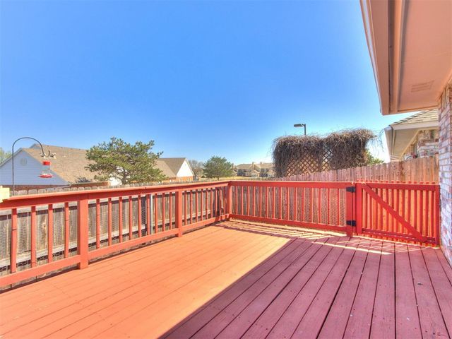13220 Signature Circle, Oklahoma City, OK 73142