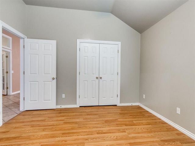 13220 Signature Circle, Oklahoma City, OK 73142