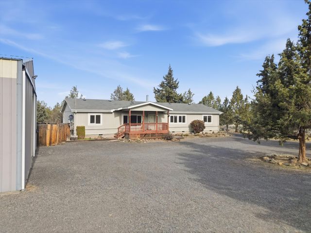 8710 NW Parkey Drive, Terrebonne, OR 97760