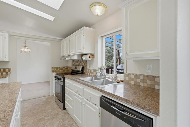 8710 NW Parkey Drive, Terrebonne, OR 97760