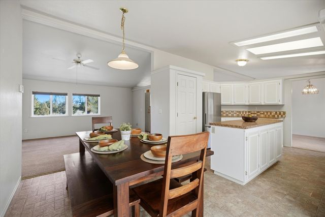 8710 NW Parkey Drive, Terrebonne, OR 97760