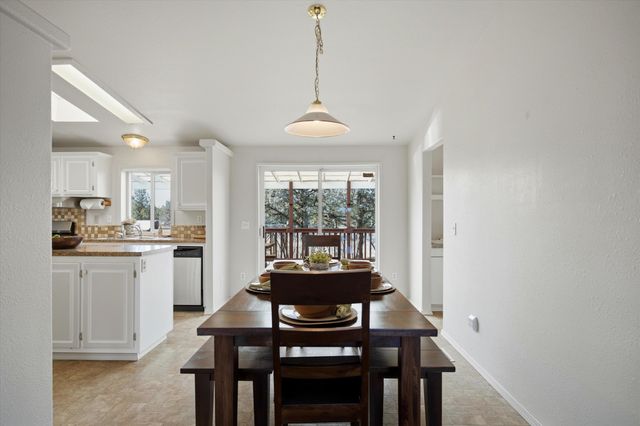 8710 NW Parkey Drive, Terrebonne, OR 97760