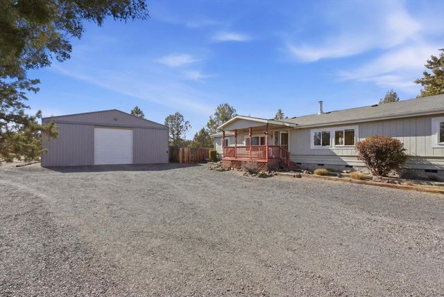 8710 NW Parkey Drive, Terrebonne, OR 97760