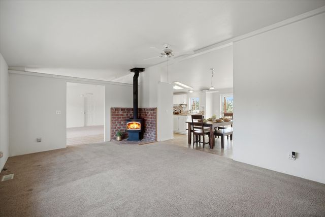 8710 NW Parkey Drive, Terrebonne, OR 97760